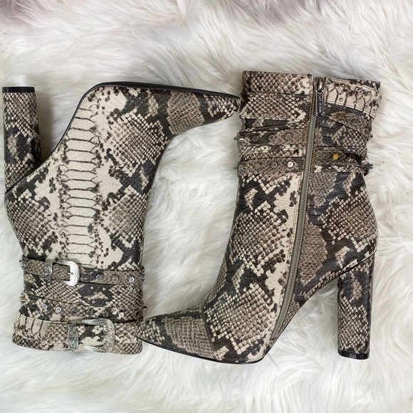 Snakeskin booties - Picture 3 of 4